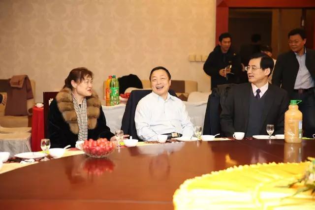 龙矿中心医院李连世